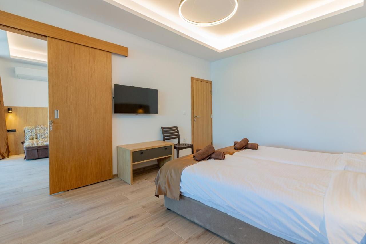 Lago Hotel Lagadin Luaran gambar